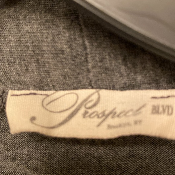 Prospect Blvd Gray Cardigan size M - Picture 3 of 4